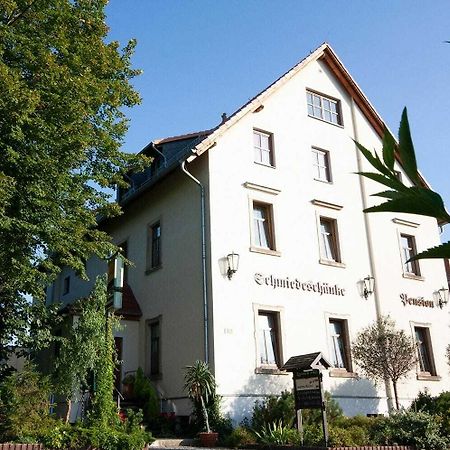 Pension Schmiedeschaenke Дрезден Екстер'єр фото